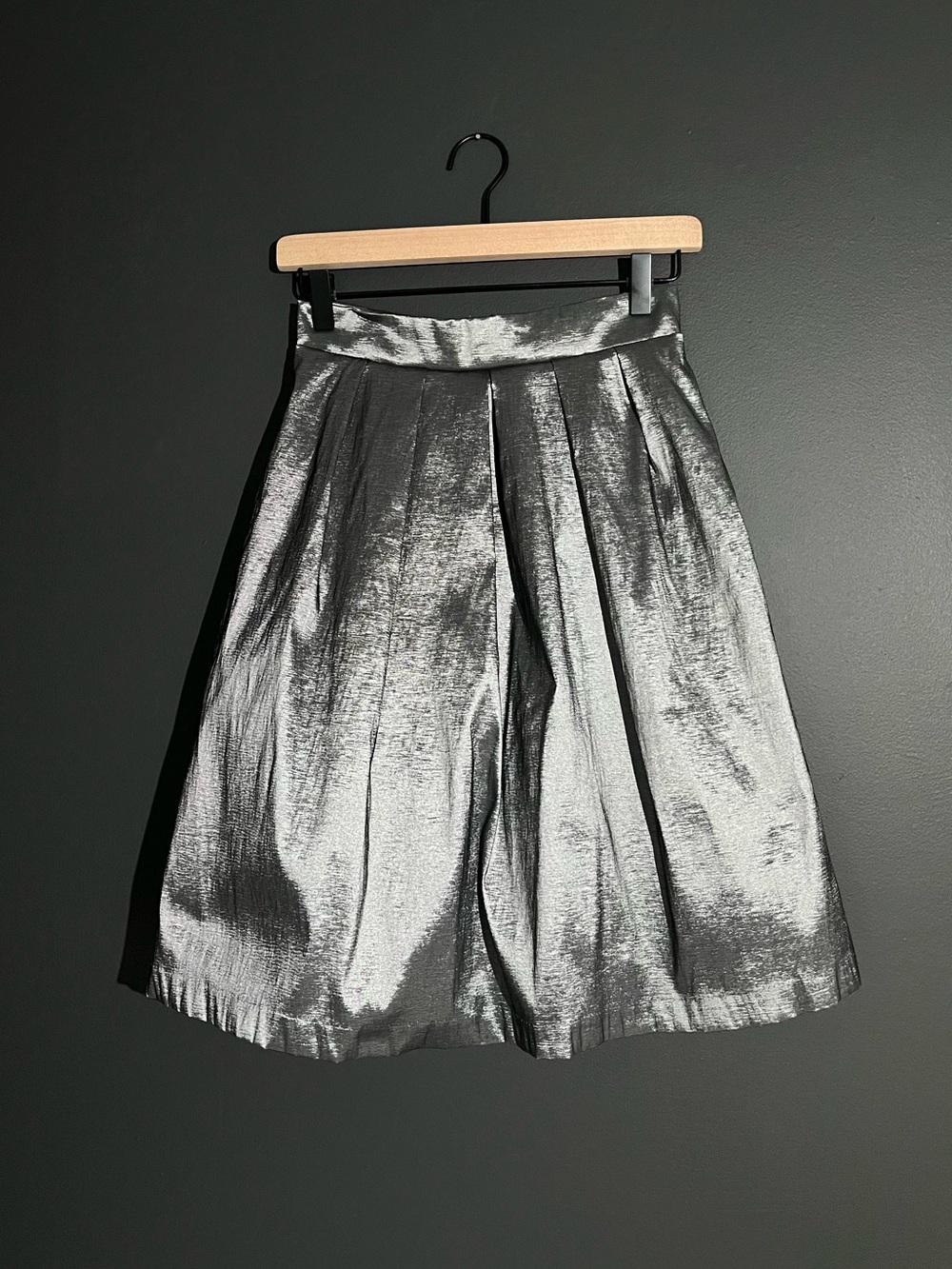 Chetta B Metallic Silver Pleated A-Line Skirt Tulle Petticoat - Size 4